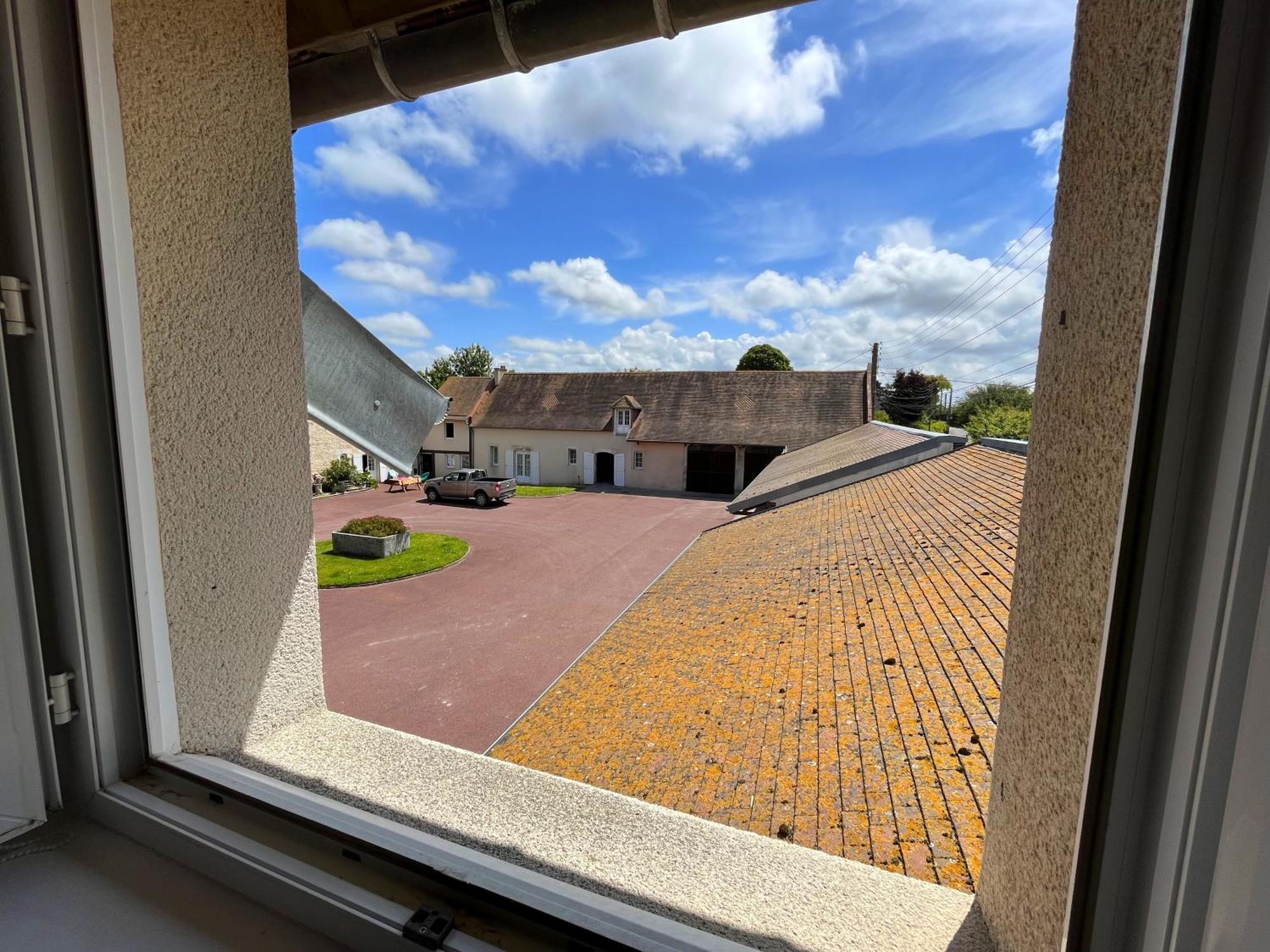 Ecurie Des Charmes A 5 Minutes De La Plage Merville-Franceville-Plage Exterior foto